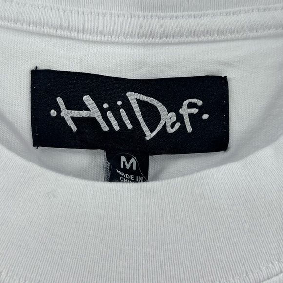 HiiDef White Hii Def Store Souvenir T-Shirt medium - Picture 4 of 7
